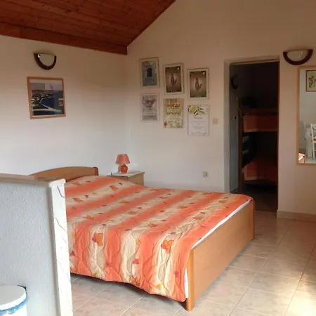 Oliva - House With Terrace And Sea View Bol